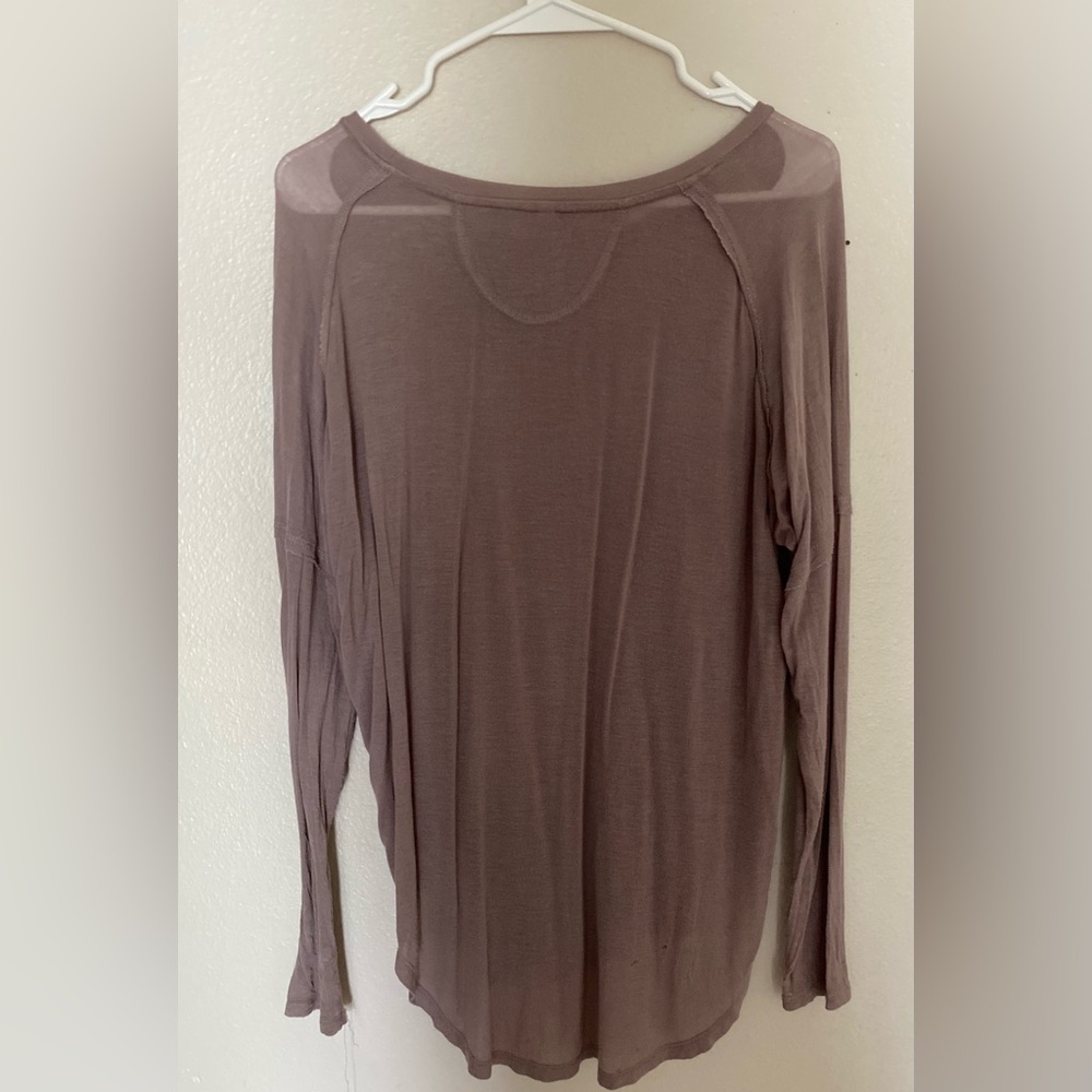 Tresics Oversized Putty Exposed Seams Hi Low Sheer Long Sleeved Tunic Tee M - Picture 3 of 9